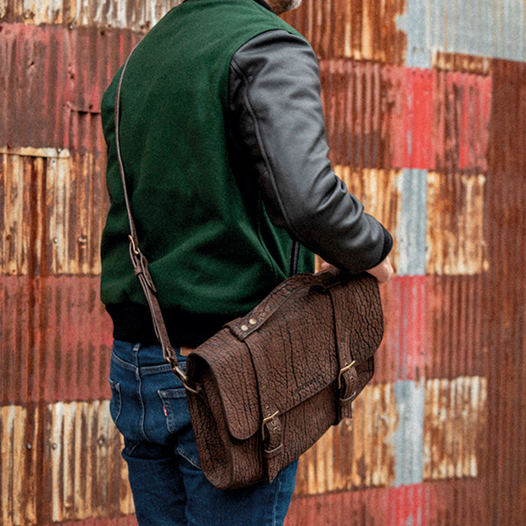 CUELLO DE TORO MESSENGER BAG - BROWN RUST