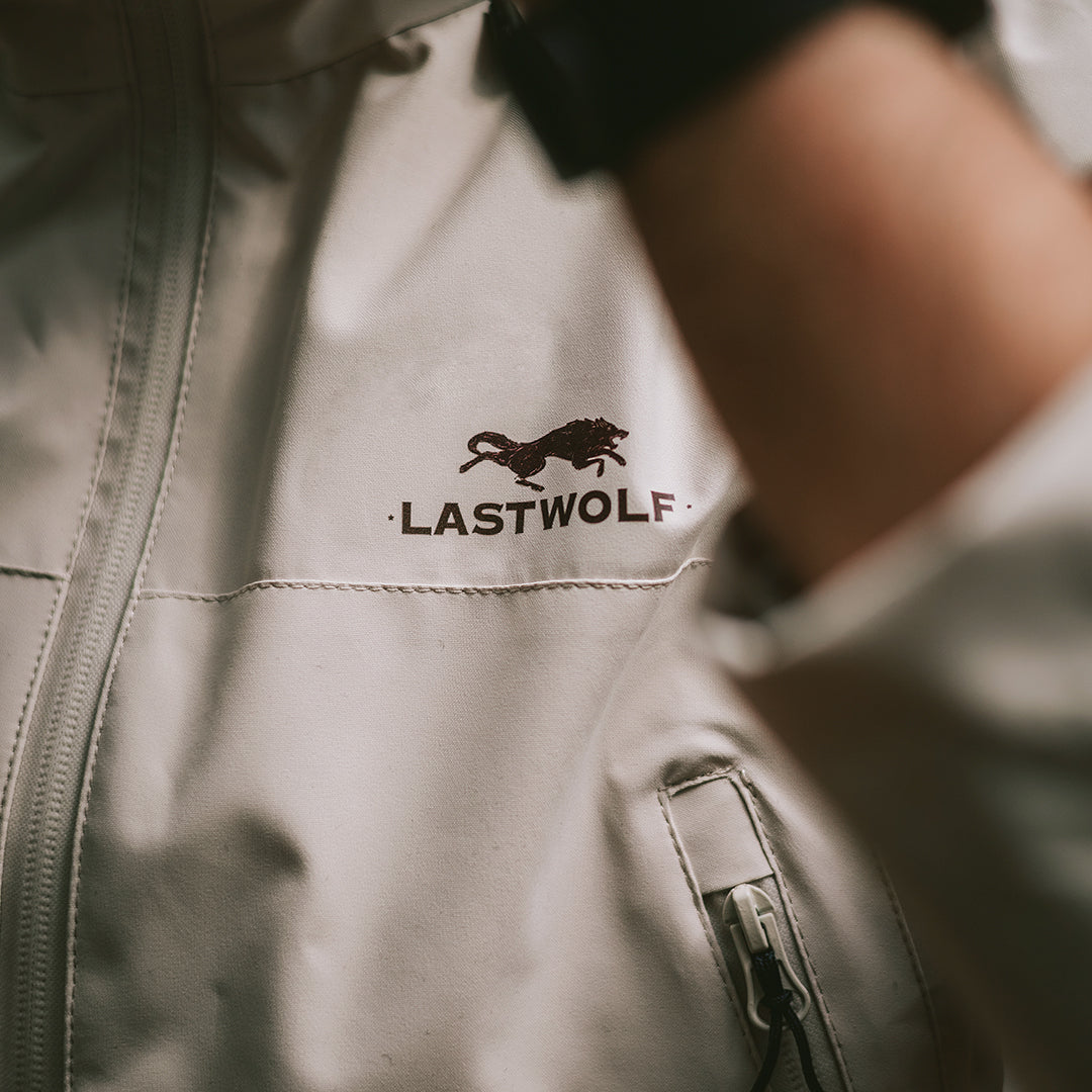 NOMAD LIGHT JACKET - IVORY
