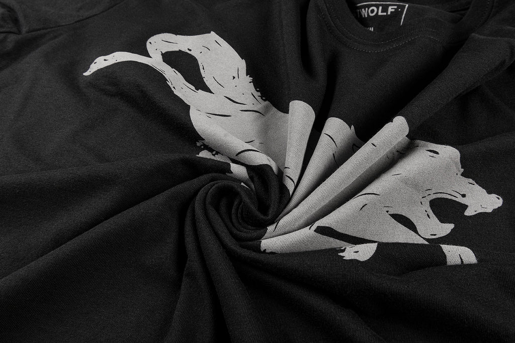 THE WOLF TEE - BLACK